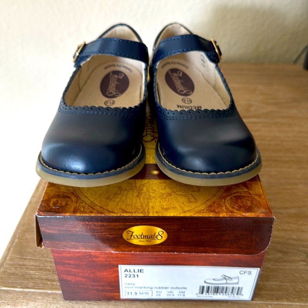 Footmates Allie Maryjane Navy size 11.5